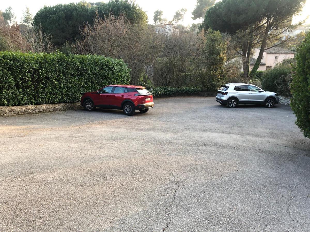 Le Mas Des Gardettes Saint-Paul-de-Vence Exteriör bild