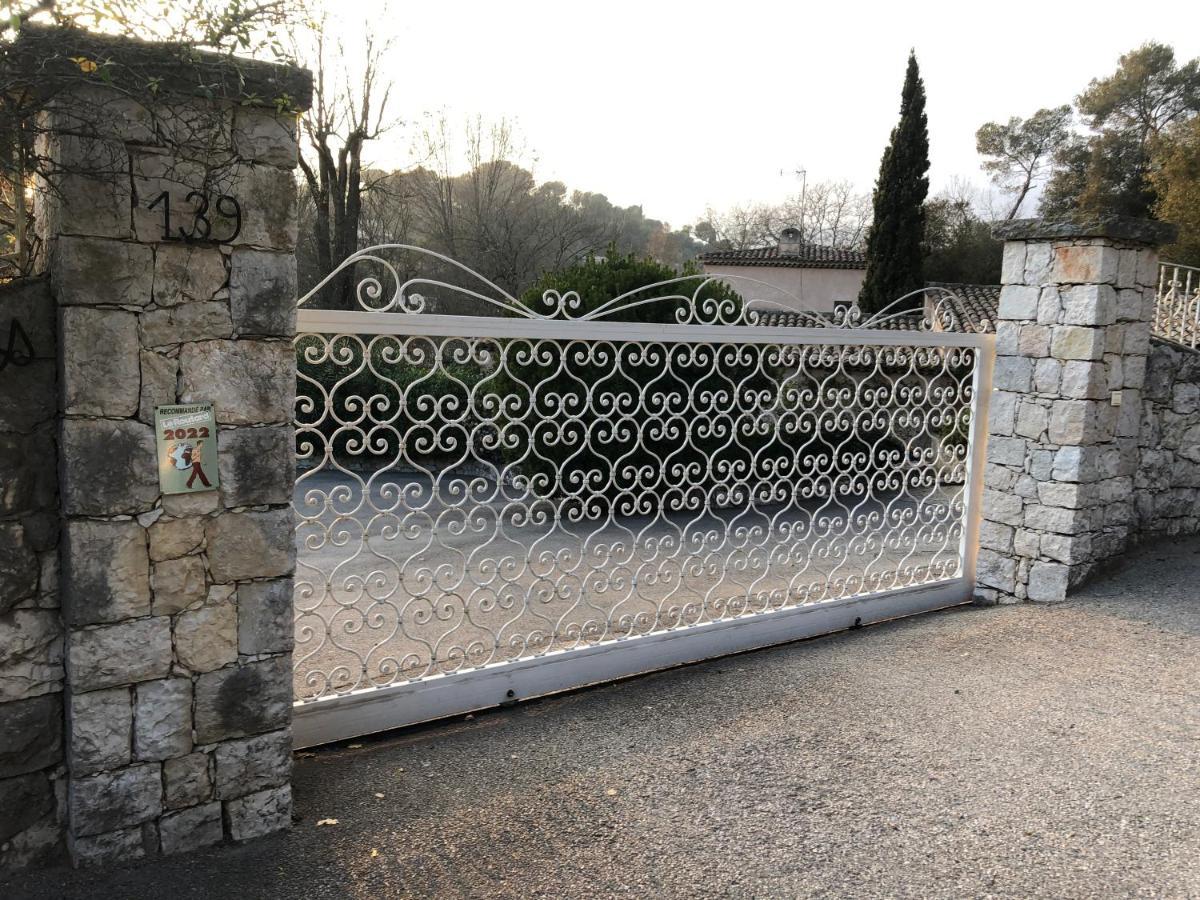 Le Mas Des Gardettes Saint-Paul-de-Vence Exteriör bild